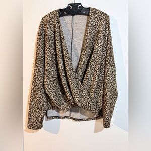 Leopard Print Long Sleeve Top